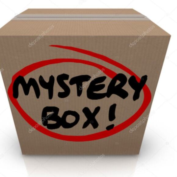 3 SWEATERS Mystery Box Pack of THREE Variety Preppy Business Casual Traditional - Picture 3 of 9